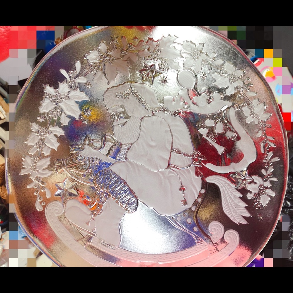 Brand new vintage Santa cake plate